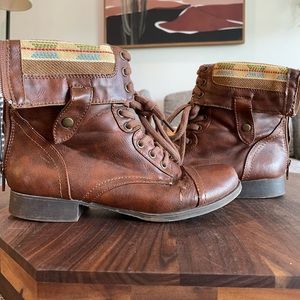 Santa Fe faux leather ankle boot zip womens 7 brown with accents